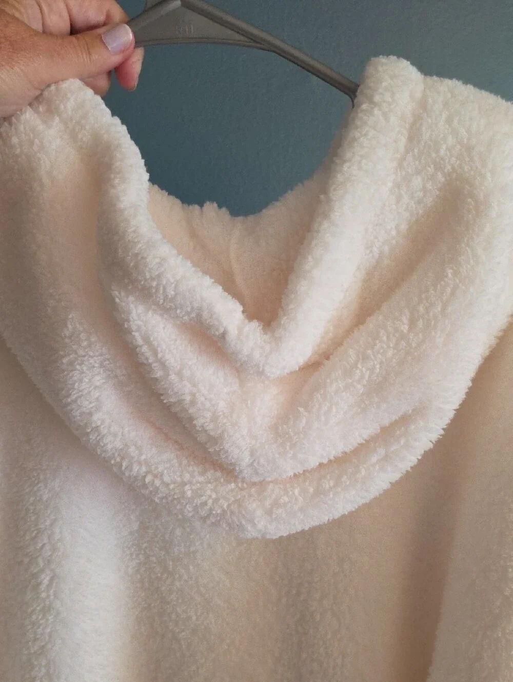 Cozy Oversized Cream Sherpa Hoodie With Pockets